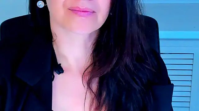 AnaMills live cam on StripChat
