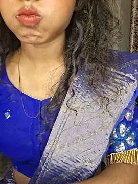 Akni_ live cam on StripChat