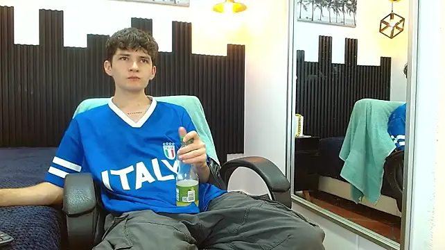 trevor_mob (M twink) - masturbation 8 min + cum