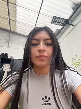 GemmaAnthonova live cam on StripChat