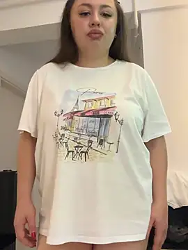 Sara_Hug live sex cam