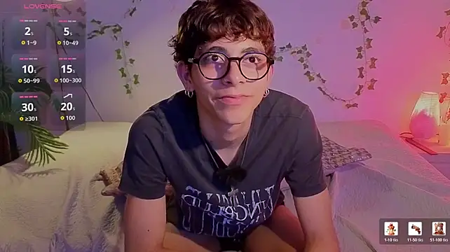 Matty_Sparkk live cam on StripChat