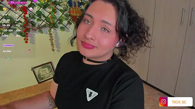 TICH____ live cam on StripChat