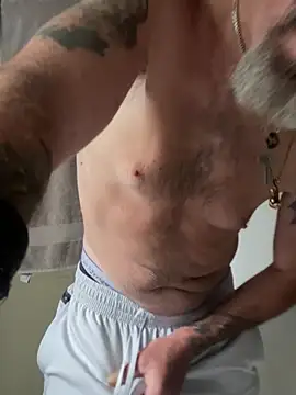 niceguybigcock live cam on StripChat