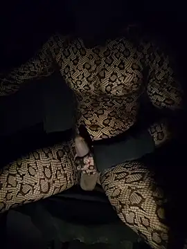 _hot_hard_cock_ live cam on StripChat