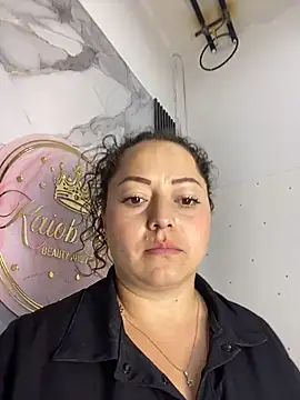 Nails_Lucia live cam on StripChat