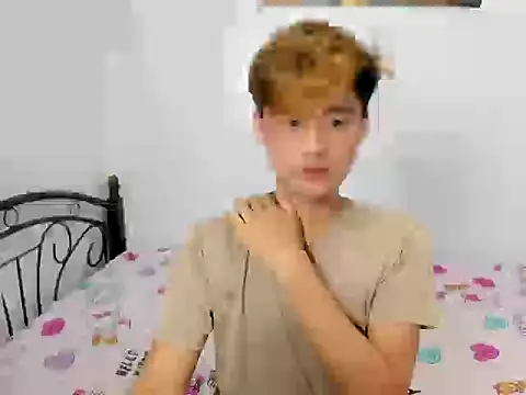 urasian_jhon live cam on StripChat