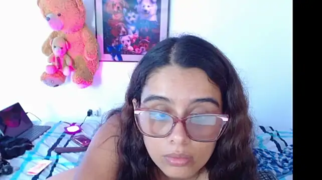 keyklin1 live cam on StripChat