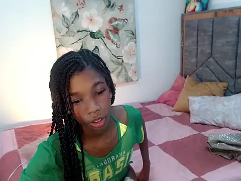 Model: Little_ebonyx