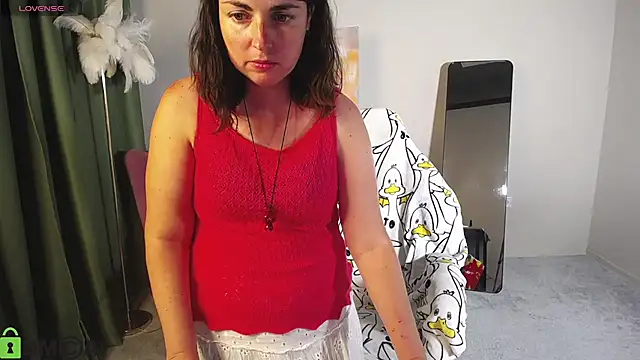 MartaEdams live cam on StripChat