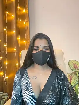 its_ur_flora live cam on StripChat