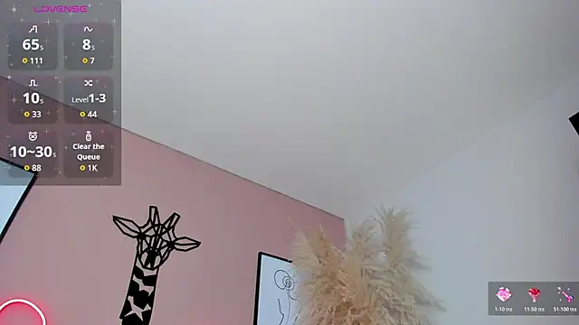 karo_linee1 live cam on StripChat