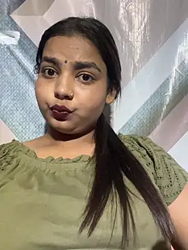 Aayra_Joshi live cam on StripChat
