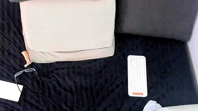tomfork live cam on StripChat