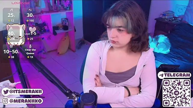 meraki_fraise live cam on StripChat