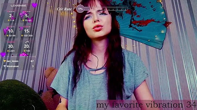 ArianaLight live cam on StripChat