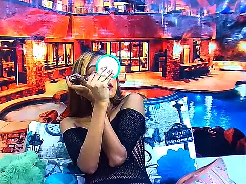 IndianPretty14u2Luv live cam on StripChat