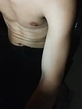 tieulinhlung live cam on StripChat