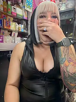 TamySweetness live cam on StripChat