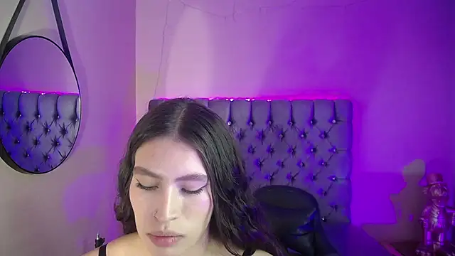 im_anny_t live cam on StripChat