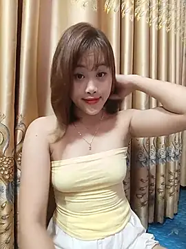 Lucky_lucky2k live cam on StripChat