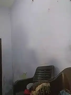 indiandesilive live cam on StripChat
