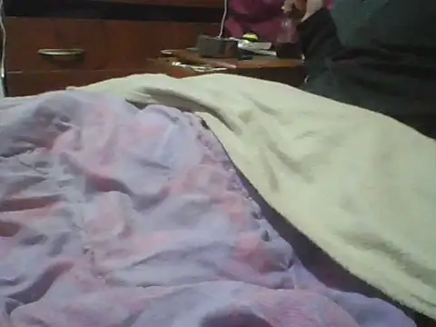 skinblack18 live cam on StripChat