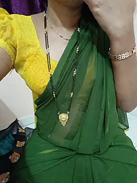 anuradha1432 live sex cam