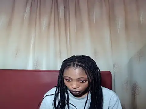 Ebony_Hottie00 live cam on StripChat