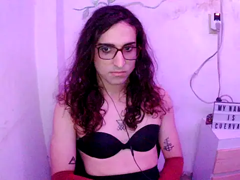 Modelo: LaCuerva19