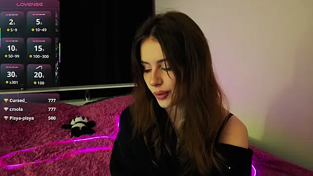 evvaavve live cam on StripChat