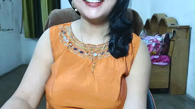 Cute_Mahi22 live webcam