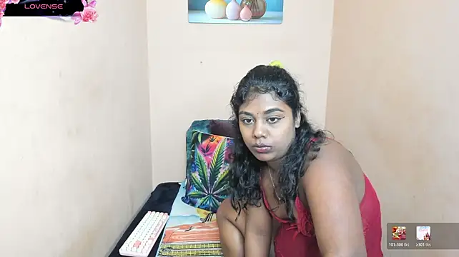 FOXY_LUNA live cam on StripChat