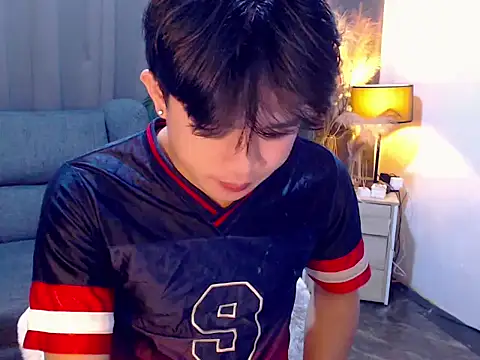 nautyboybrazeen_143 (M twink) - public cum