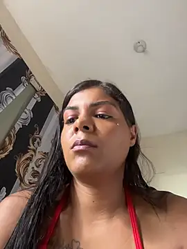 Indiazinhax live sex cam