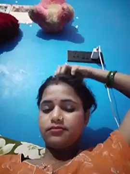Muskannjii live cam on StripChat