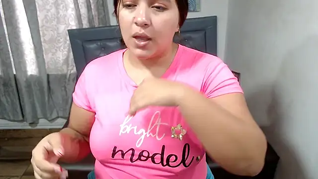 sarah_aguilar webcam