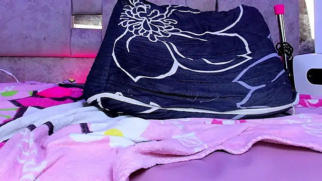 Natasha-Adams webcam