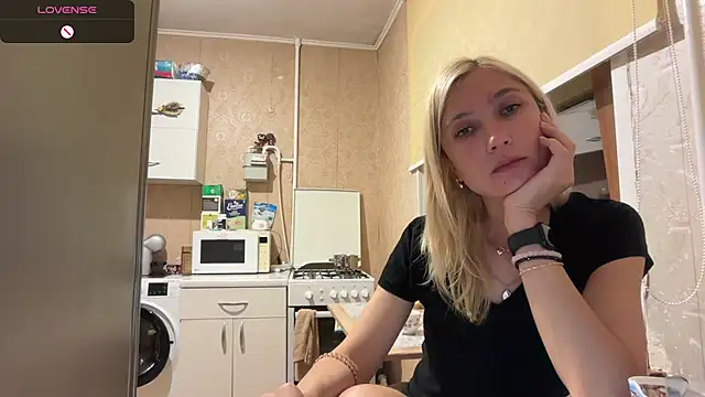 AngelJeni live sex cam
