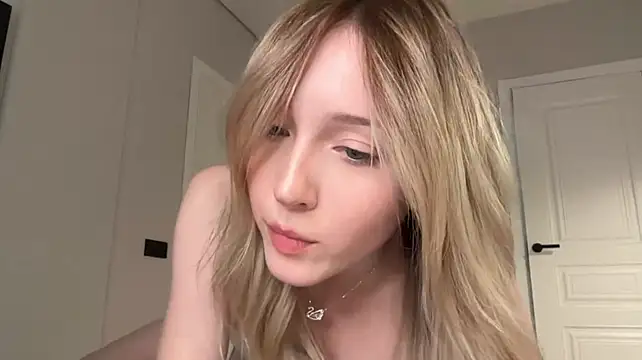 Kattie_Petite