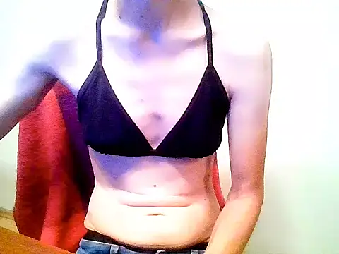 YeahsGirl webcam
