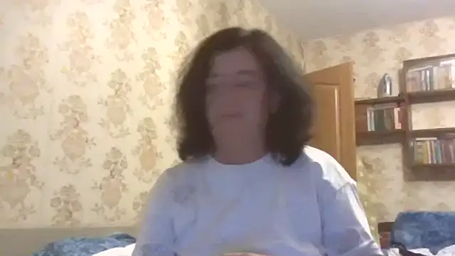 GypsiQueen2 live sex cam