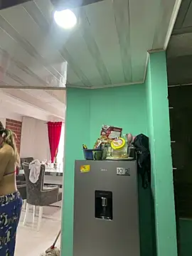 Niky_777 live cam on StripChat
