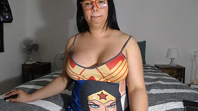 flowerdirtty live cam on StripChat
