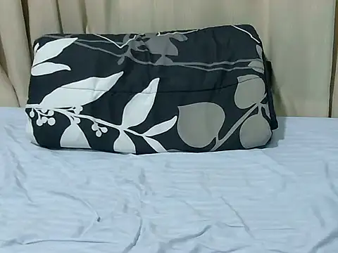 leestyline live cam on StripChat