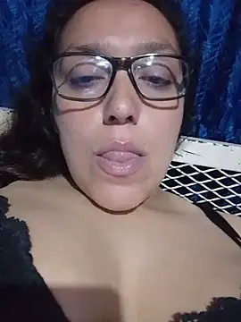 tudiablaxxx live cam on StripChat