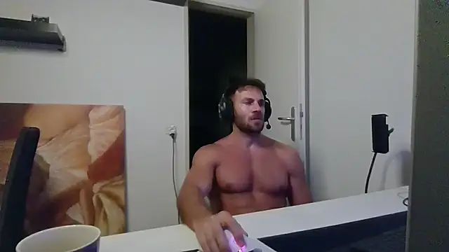 alpha-hunk live cam on StripChat