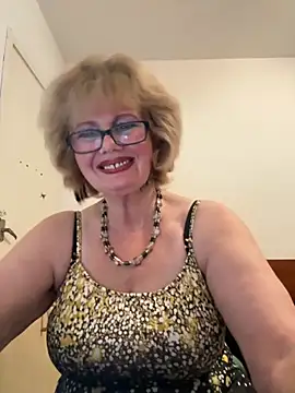 AngelBlonda live cam on StripChat