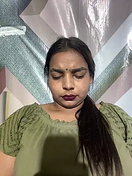 Aayra_Joshi live cam on StripChat