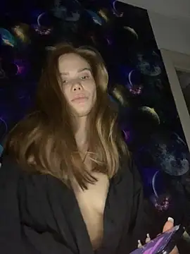 Diana_F_O_X live cam on StripChat